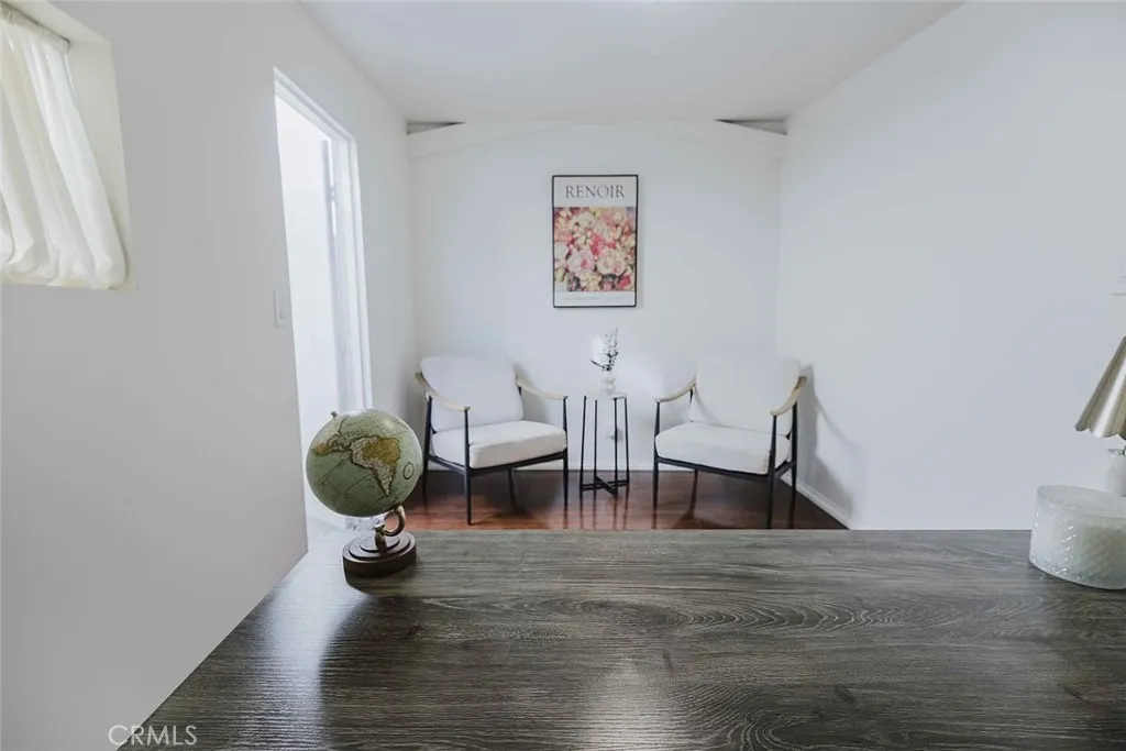 5506 Smiley Drive, Los Angeles, California 90016 home-pic-21